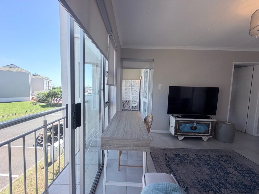 1 Bedroom Property for Sale in Bloubergstrand Western Cape